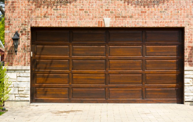 где купить секционные гаражные ворота