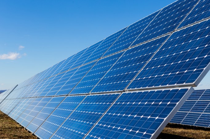 Ефект снігу на сонячні панелі